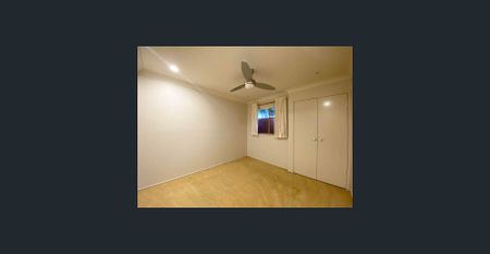 spacious 4 bedroom house - Photo 4