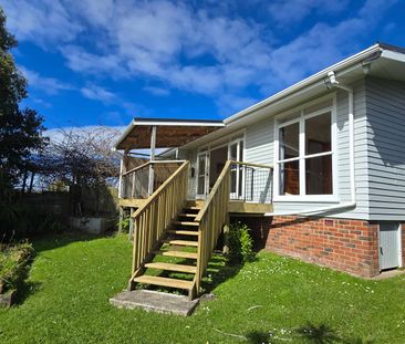 Sunny, quiet and a perfect place to call home - Photo 5