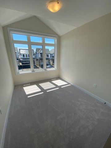 For Lease - 28 Rudder Road, Welland, Ontario - Photo 3