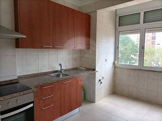 Apartamento T2 em Lisboa - Photo 1