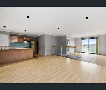 Centrally Located Well Maintained Townhouse - Photo 2