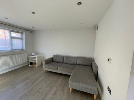 2 Bed End Terrace, Birkin Street, BS2 - Photo 3