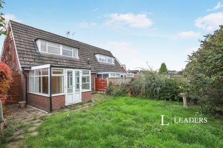 3 bedroom semi-detached to rent Ashcroft Avenue, Shavington, CW2 - Photo 2