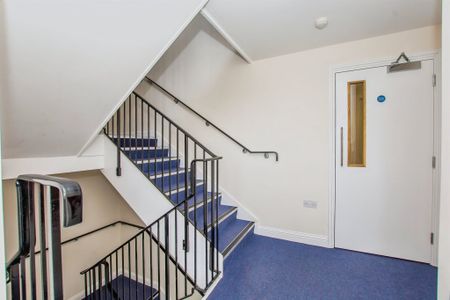 Eagle Way, Peterborough, Hampton Centre - Photo 3