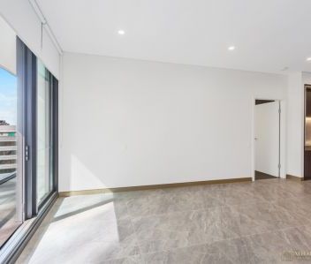 Large 2 Bedroom plus study on top of 'Mall 88' - Photo 3