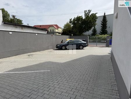 Pronájem bytu 2+1 60 m2 - Fotografie 4