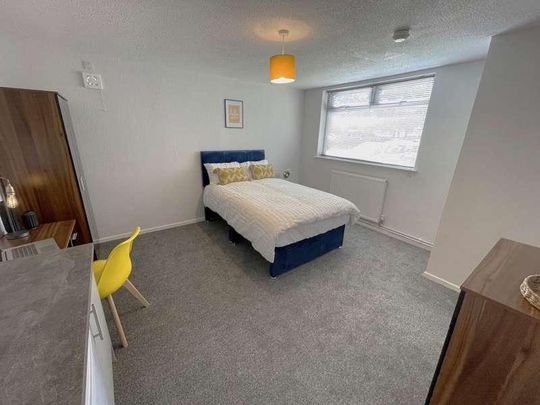 Drayton, Bretton, Peterborough, PE3 - Photo 1