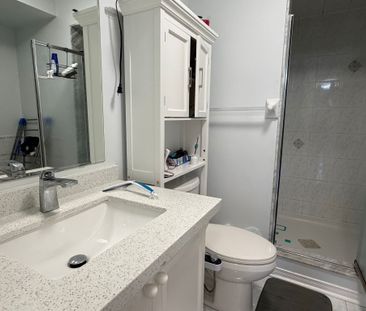 For Lease - 3252 Equestrian Crescent, Mississauga, Ontario - Photo 3