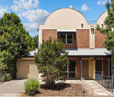 Stylish Townhouse In This Sought After Location!! - Photo 3