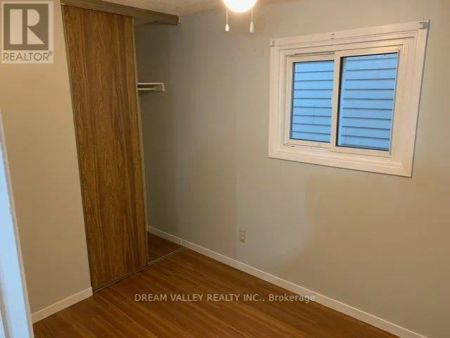 20 GLANVIL CRESCENT - Photo 4