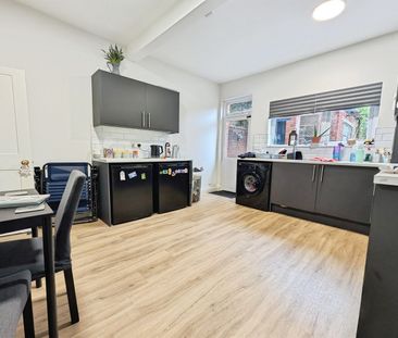 Oaktree Road, SO18 - Photo 5