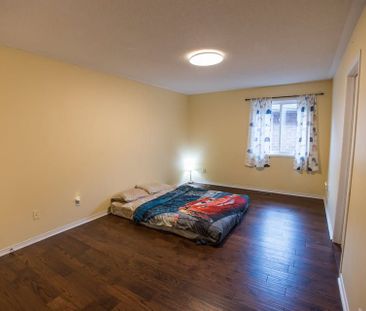 For Lease - 81 Crown Victoria ( Upper) Drive, Brampton, Ontario - Photo 2