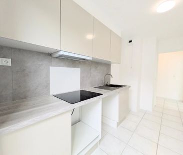 Nice Cimiez - 2 pièces rénové de 57 m², terrasse, vue dégagée et ga... - Photo 6