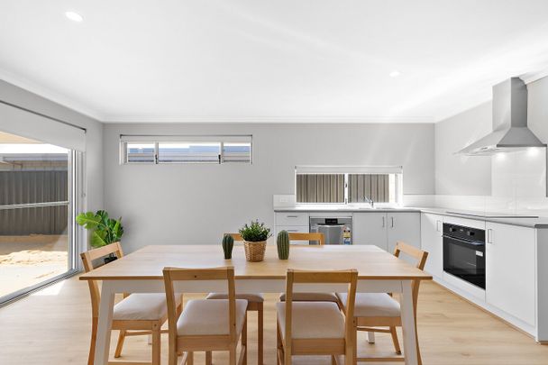 Dawesville - Photo 1