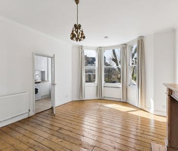 3 bedroom flat to rent - Photo 2