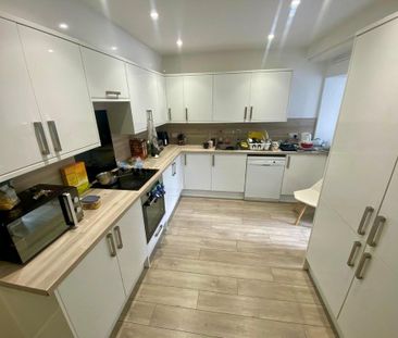 5 bedroom terraced house to rent - Photo 6