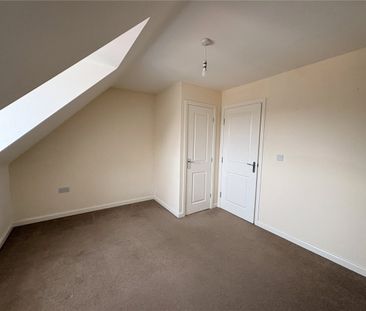 Coles Way, Grantham, Lincolnshire, NG31 - Photo 4