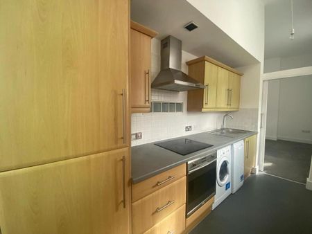 1 bedroom flat to rent - Photo 2