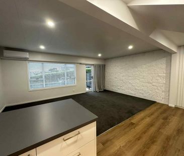 Tastefully appointed and ready now! - Photo 2