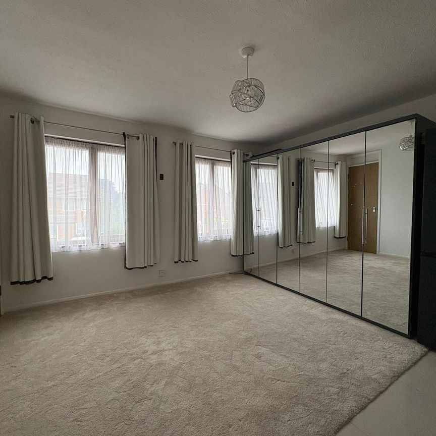 Boxwood Close, West Drayton - Photo 1