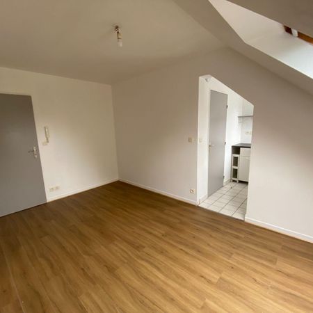 ROMILLE, rue de Galerne, type 1 bis, 27,10 m², 2ème étage d'une résidence de 2001, comprenant: ... - Photo 4