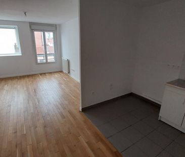 location Appartement T2 DE 45.95m² À ROMAINVILLE - Photo 2