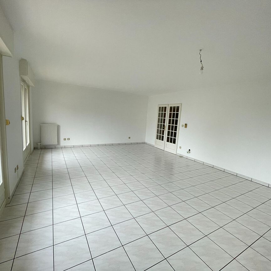 Location Appartement 4 pièces 96m² - Photo 1