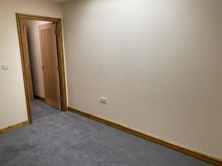 1 Bed Flat, Montpelier Road, NG7 - Photo 5