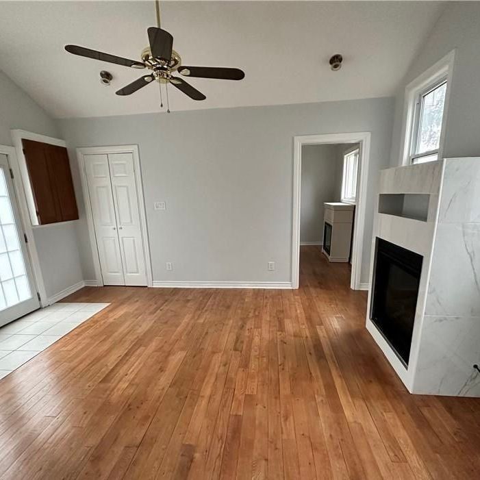 For Lease - 29 BELLHOLME Lane, Collingwood, Ontario - Photo 1