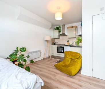Maisonette to rent - Photo 5