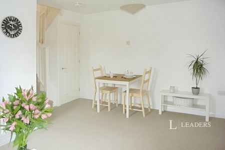 2 bedroom house to rent Badger Lane, Bourne, Lincolnshire, PE10 - Photo 3