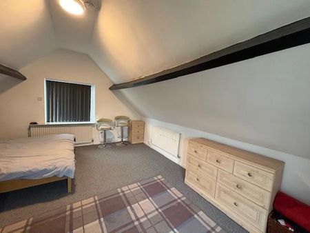 1 bedroom semi-detached house to rent - Photo 3