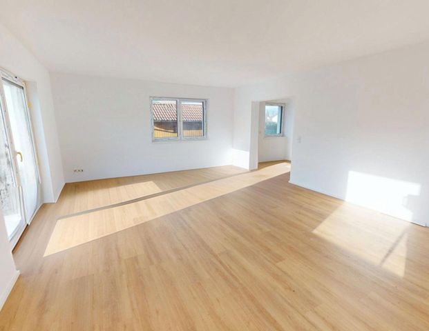 Energie sparen & komfortabel wohnen: 2-Zimmer-EG-Wohnung mit ca. 82 m² in Postbauer-Heng - Foto 1