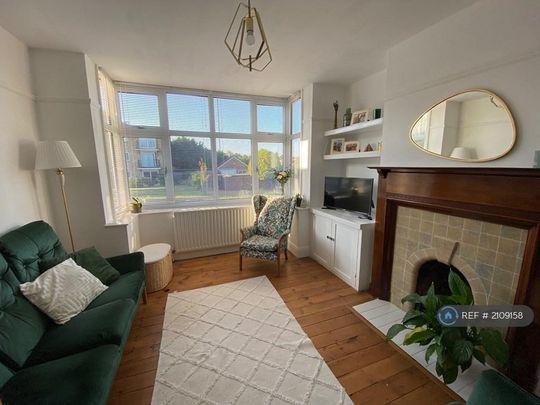 3 bedroom terraced house to rent - Photo 1