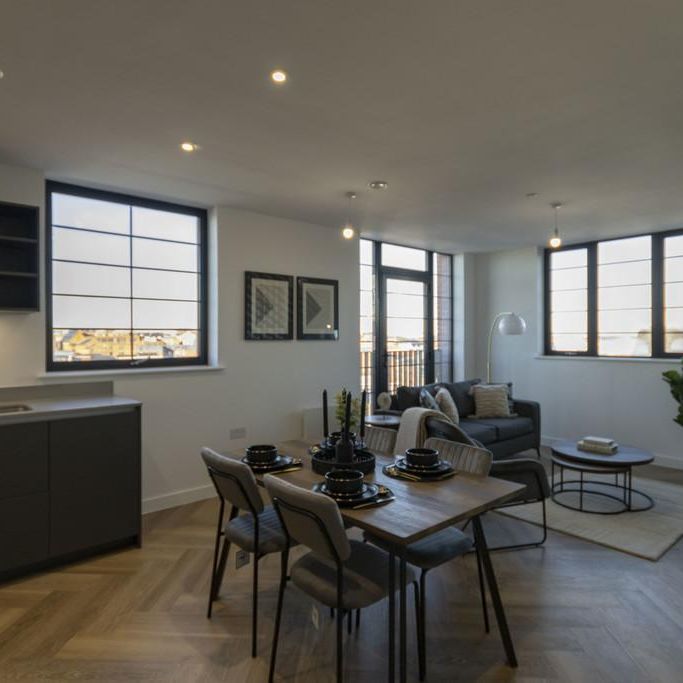 2 bedroom penthouse to rent - Photo 1