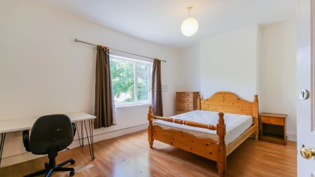 72 Bournbrook Road - Photo 3