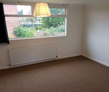 Gervase Avenue, Lowedges, Sheffield, S8 - Photo 1