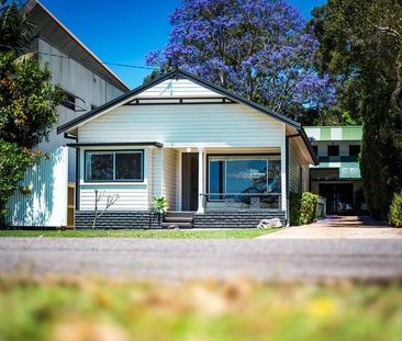 Seaside cottage in the ultimate lifestyle location - Photo 5