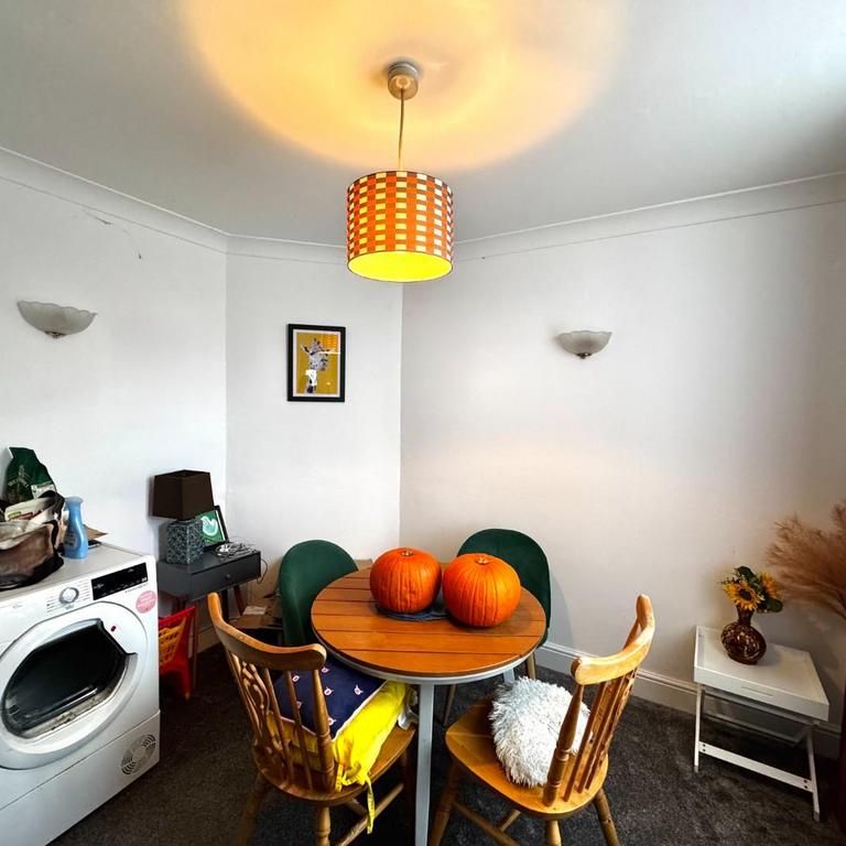 3 bedroom house to rent - Photo 1