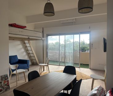 Location Appartement 1 pièce 40m² ST GILLES LES BAINS 97434 - Photo 1