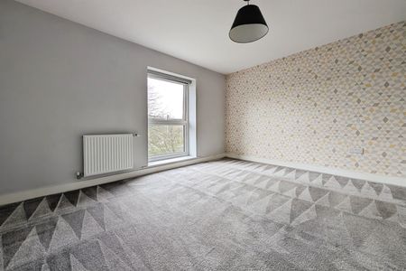 Mansfield Park Street, SO18 - Photo 3