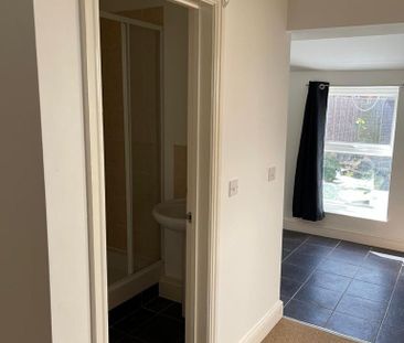 Studio to rent - Photo 4