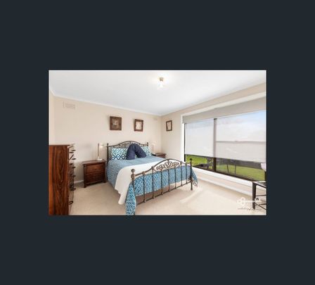 8 Dove Place, Mount Gambier, SA 5290 - Photo 1