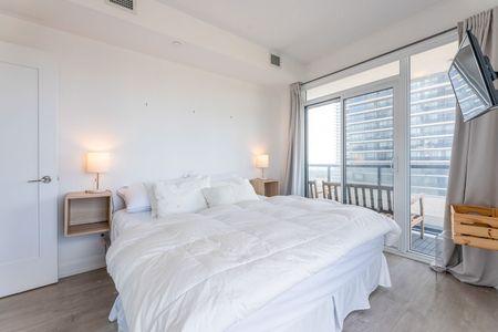 For Lease - 56 Annie Craig Drive Unit# 1407, Toronto, Ontario - Photo 2