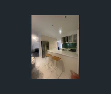 8/97b Barry St, Romsey, Vic 3434 - Photo 5