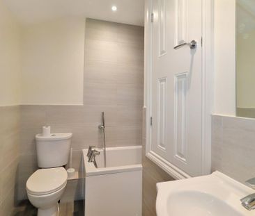3 bedroom apartment to rent - Photo 3