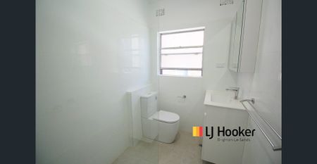 BRIGHT & SPOTLESS GROUND FLOOR TWO BEDROOM APARTMENT - Photo 4
