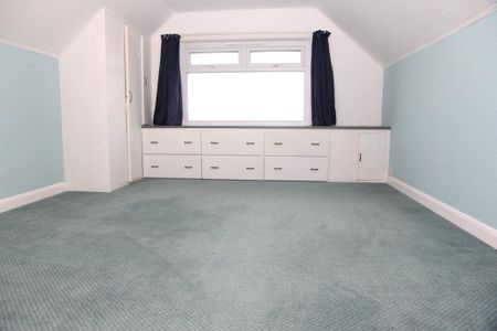 4 bedroom detached bungalow to rent - Photo 3