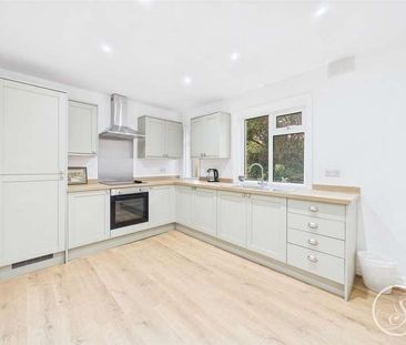 Newlaithes Road, Horsforth, Leeds, LS18 - Photo 3