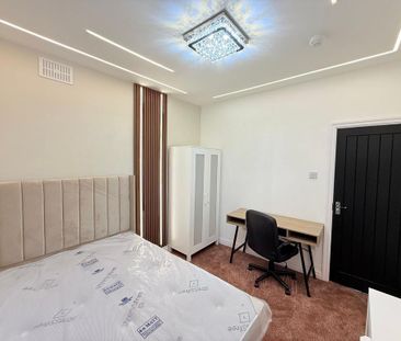 1 bedroom in a house share to rent - Photo 4